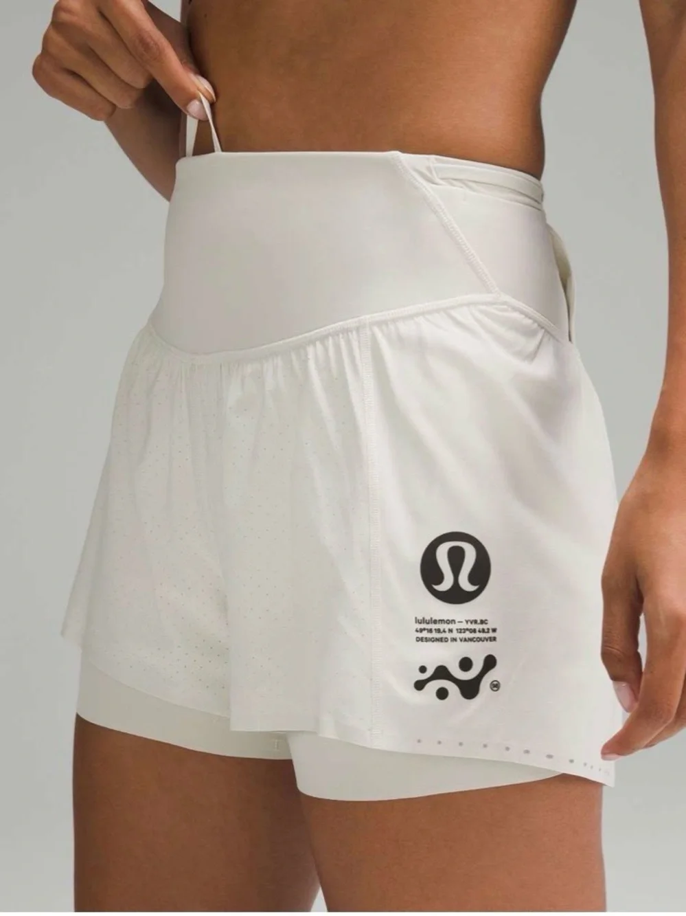 lululemon athletica Road to Trail HR Short 4” Bone